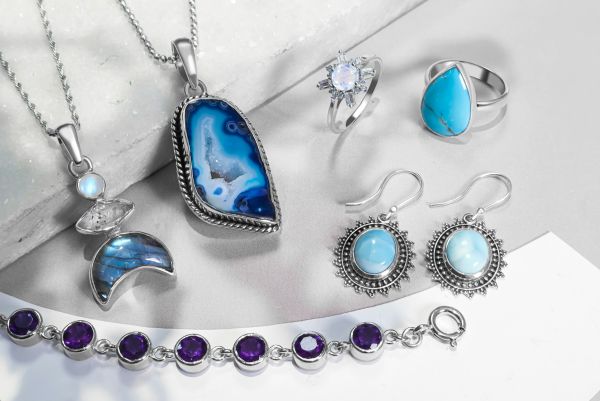 Les bijoux en pierres naturelles : embellissez votre style
